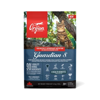 Sac de nourriture pour chats Orijen Guardian 8 avec un chat sur une branche d'arbre, mettant en avant "90% d'ingrédients animaux de qualité" et "8 bienfaits pour la santé."