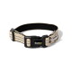 Beiges gewebtes Hundehalsband mit schwarzer Kunststoffschnalle, Metall-D-Ring, lionto-Label und 1,5 cm Maßpfeil.