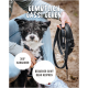 Eine Person hält eine Leine mit einem kleinen schwarz-weißen Hund neben sich. Text: "Gemütlich Gassi Gehen," "360° Karabiner," "Bequemer Griff."