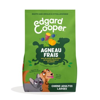 Sac vert Edgard Cooper indiquant AGNEAU FRAIS, CHIENS ADULTES GRANDES RACES ; silhouette d'agneau, légumes et chiens