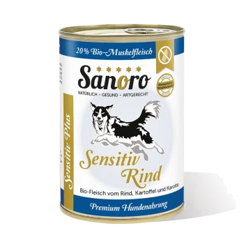 Dosen-Hundefutter 'Sanoro Sensitiv Rind' mit einer Grafik eines laufenden Hundes, enthält 20% Bio-Rindfleisch, Kartoffeln und Karotten.