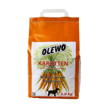Orange Tasche mit Olewo getrockneten und pelletierten Karotten für Hunde, mit der Aufschrift 'Beifutter für alle Hunderassen,' 5,0 kg.