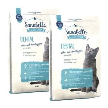 Zwei Säcke Sanabelle Dental Katzenfutter, mit einer grauen Katze auf der Vorderseite. Der Text hebt "Dental Care" und Zutaten wie strukturierte Pflanzenfasern hervor.
