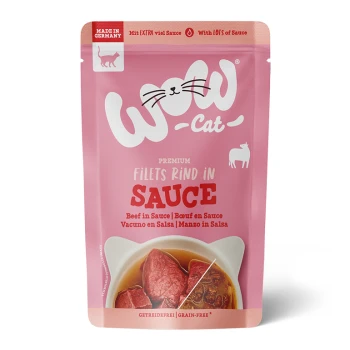 Nassfutter Katze, Adult, in Sauce 8x85 g Rind Premium-Rinderfilets in Sauce für Katzen, verpackt in einem rosa Beutel mit dem Markennamen "wow-cat" und dem Etikett "Hergestellt in Deutschland".