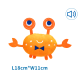 Plüschiger orangefarbener Krabben-Spielzeug mit großen Augen und einer Fliege, misst 18 cm mal 11 cm, mit einem Geräuschsymbol in der Ecke.