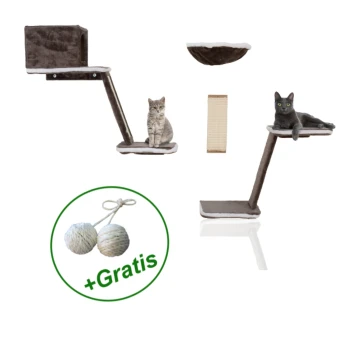 Zwei Katzen, eine graue getigerte und eine schwarze Katze, entspannen auf einem Katzenbaum mit einem Kratzbaum und einem hängenden Bett, plus Spielbälle. "+Gratis"