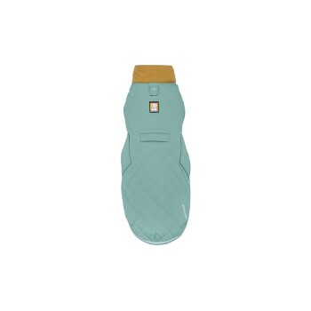 Eine türkisfarbene Hundejacke mit einem braunen Kragen, die ein gestepptes Design und ein kleines Logo-Patch aufweist.