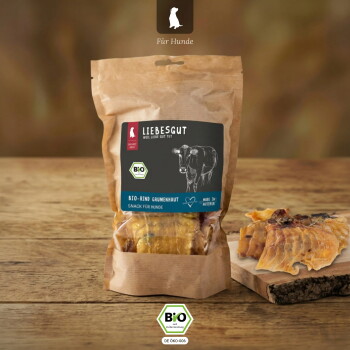 LIEBESGUT Kraft-Tüte mit Bio-Rind Hundesnacks beschriftet 'BIO-RIND GAUMENHAUT' und 'SNACK FÜR HUNDE' mit BIO-Siegel.