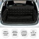 Housse de siège de voiture pour animaux en noir matelassé dans un coffre, avec un texte mettant en avant la durabilité, la lavabilité et les caractéristiques anti-allergènes.