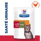 Poche de nourriture pour chats Hill's Prescription Diet c/d Stress Multicare Weight mettant en vedette un chat tigré gris avec un collier bleu, étiqueté "Santé Urinaire."