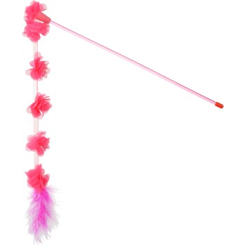 Jouet baguette pour chat rose, avec des fleurs en filet roses pendantes et une queue de plumes rose duveteuse.