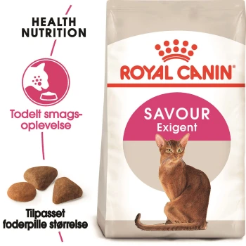 Royal Canin Savour Exigent Katzenfutter-Tüte mit einer Illustration einer braunen Katze, Futterstücken und Text, der die gesundheitlichen Ernährungsbenefits hervorhebt.