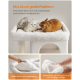 Zwei Katzen, eine graue und eine orange, die auf einer großen weißen Katzenplattform (68 x 48 cm) entspannen, mit Text über ihre Eigenschaften und Reinigungshinweise.
