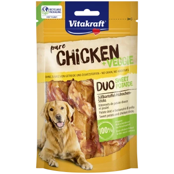 Pochette de friandises pour chiens Vitakraft étiquetée pure CHICKEN + VEGGIE DUO Patate douce 100% avec image d'un golden retriever