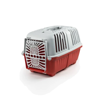 Kunststoff-Transportbox für Haustiere mit roter Unterseite und weißer Oberseite, belüfteter Fronttür, oberem Griff und seitlichen Lüftungsschlitzen.