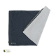 Eine gefaltete Haustierdecke in Marineblau und Hellgrau, mit einem Reißverschluss und dem "Doctor Bark"-Logo, mit einem "Green Label"-Emblem.