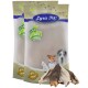 Zwei Taschen mit Lyra Pet Hundeleckerlis, die mit "Lyra Nature Power" beschriftet sind und Bilder eines Hundes, einer Katze und anderer Haustiere zeigen, zusammen mit getrockneten Fleischsnacks.