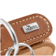 Nahaufnahme eines braun genähten Lederhalsbands mit Metallplakette „HUNTER“ und silbernen D-Ringen.