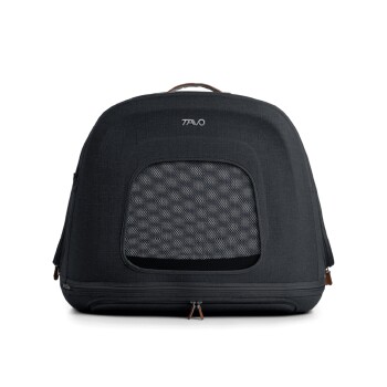 Schwarzer Haustiertrage-Rucksack mit einem Netzfenster und einem Reißverschluss, mit einem eleganten Design und dem Markenlogo "TAVO" oben.