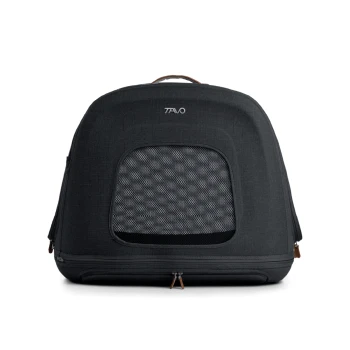 Schwarzer Haustiertrage-Rucksack mit einem Netzfenster und einem Reißverschluss, mit einem eleganten Design und dem Markenlogo "TAVO" oben.