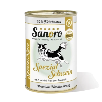 Dosenfutter für Hunde von Sanoro, beschriftet "Spezial Schwein", mit einer Grafik eines rennenden Hundes, mit Zutaten Zucchini, Reis und Brokkoli.