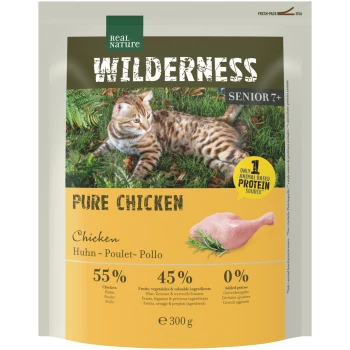 Sac d'aliments Real Nature Wilderness Senior 7+ pour chats, étiqueté Pure Chicken avec photo de chat, pilon de poulet et 55%/45%/0%.