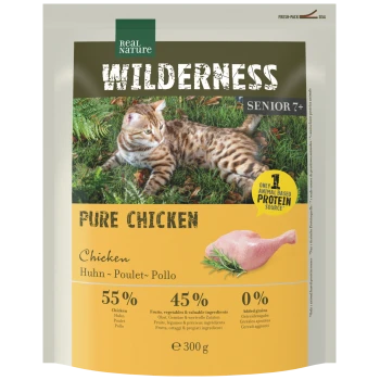 Sac d'aliments Real Nature Wilderness Senior 7+ pour chats, étiqueté Pure Chicken avec photo de chat, pilon de poulet et 55%/45%/0%.