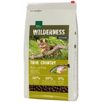 WILDERNESS Trockenfutter Katze, Senior, True Country, Huhn mit Fisch 2.5 kg Wilderness Senior Katzenfutterbeutel mit einer Bengal-Katze in einer natürlichen Umgebung, beschriftet mit "True Country" mit Huhn- und Fischzutaten.