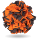 Ein farbenfrohes Haustierspielzeug aus orangefarbenem und grauem Filz, geformt wie ein flauschiger Ball, entworfen für Hunde zum Spielen.