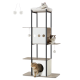 Ein moderner Katzenbaum mit drei Ebenen, mit einer flauschigen oberen Plattform, zwei Katzen, die auf den Regalen entspannen, und einer Katze, die aus einer runden Öffnung herauskommt.