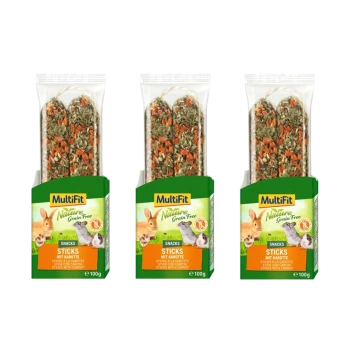 Drie verpakkingen MultiFit Nature Grain Free snacks voor kleine huisdieren, met wortelsticks, met afbeeldingen van een konijn en een cavia.