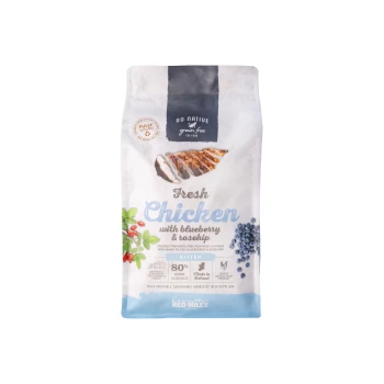 Bag of Go Native grain-free kitten cat food — Fresh Chicken with blueberry & rosehip, 80% meat content, Red Mills.