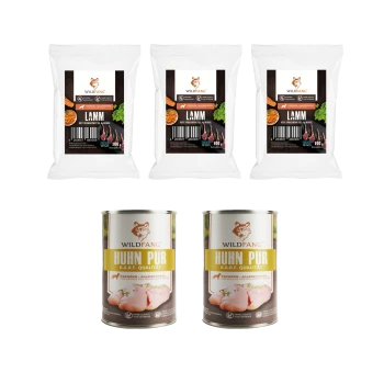 Drei Packungen Wildfang Lamm Hundefutter und zwei Dosen Wildfang Huhn Pur B.A.R.F. Qualitäts-Hundefutter.