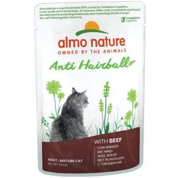 Verpackung für Almo Nature Anti-Haarball Katzenfutter mit einer grauen Katzensilhouette, grünem Gras und Text, der "mit Rind" und "Erwachsene, reife Katze" hervorhebt.