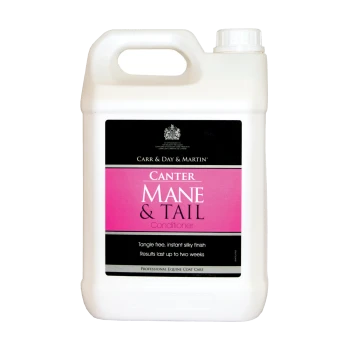 Weißer Kunststoffbehälter für "Canter Mane & Tail Conditioner" mit einem rosa Etikett, mit Text über verworrenfreie Ergebnisse, die bis zu zwei Wochen halten.