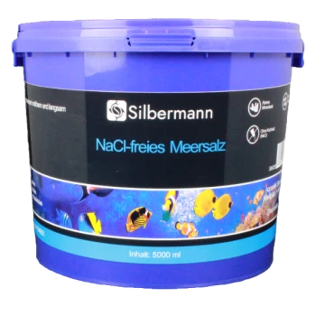 Lila Eimer mit Silbermann NaCl-freiem Meersalz für Aquarien, gekennzeichnet mit 5000 ml Inhalt und bunten Fischgrafiken.