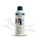 Flasche mit 'Welpen Shampoo' für Welpen, als sensitiv gekennzeichnet, mit Wasser-Spritz-Hintergrund; mehrsprachiger Text enthält 'Welpen Shampoo.'