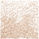 Nahaufnahme eines weichen, flauschigen beige Haustierbettstoffs, der seine gemütliche Textur und einladende Erscheinung zeigt.