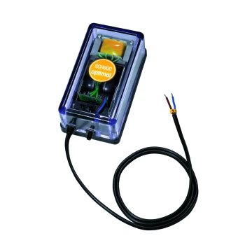 Ein transparentes Haustierproduktgerät mit der Bezeichnung "SCHEGO optimal," ausgestattet mit Drähten und einem schwarzen Stromkabel, entworfen für die Pflege von Haustieren.