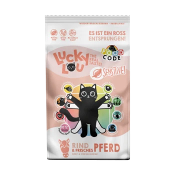 Eine Tüte Lucky Lou Katzenfutter mit einer cartoonhaften schwarzen Katze, beschriftet mit "Sensibel!" und Symbolen für Rind- und frische Pferdezutaten.
