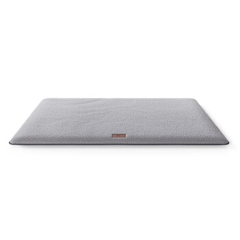 kuschelige Hundematte Calliope aus Teddy Material grau M-L