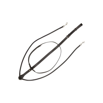 Schwarzes Leder-Haustiergeschirr mit verstellbaren Riemen und Metallclips, flach auf einem weißen Hintergrund ausgelegt.