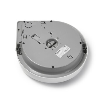 Schwarze Futterschüssel für Haustiere mit einem dreieckigen Design, beschriftet mit "Cat Mate", mit einem klaren inneren Abschnitt für die Sichtbarkeit des Futters.