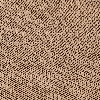 Nahaufnahme eines strukturierten, hellbraunen Katzenkratzpads aus gewobenem Karton, entworfen für Haustiergebrauch.