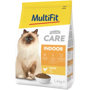 Un sac de 1,4 kg de nourriture pour chats MultiFit, "c'est moi ! SOINS INTÉRIEURS," avec un chat duveteux et un bol de croquettes, promouvant le contrôle des boules de poils et des odeurs.