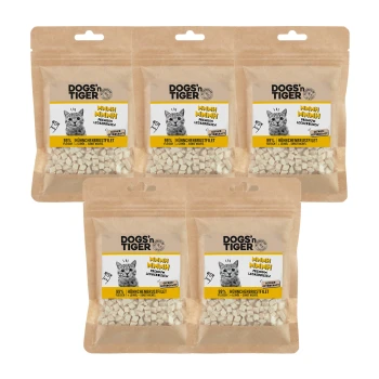 Mmmh mmmh | Huhn 150 g Fünf Pakete DOGS'n TIGER Premium-Hühnchenbrust-Leckerlis für Haustiere, mit einer verspielten Katzen-Grafik und dem Text "99% Fleisch".