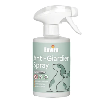 Envira Anti-Giardien Sprayflasche mit einer weißen Düse, mit Hund- und Katzenillustrationen und dem Anspruch auf Giardien-Schutz.