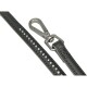 Schwarze Leder-Hundeleine, verziert mit funkelnden Strasssteinen und einem silbernen Metallclip zur Befestigung.