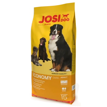 Hundefutterbeutel mit der Marke "JOSI DOG" powered by Josera, beschriftet mit "ECONOMY (22/8) ADULT" mit Bildern von drei Hunden.