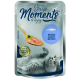Beutel Katzenfutter mit der Aufschrift "Soup Moments to enjoy" mit einer grauen Katze und einem Löffel Lachsuppe, gekennzeichnet mit "Extra Moist."